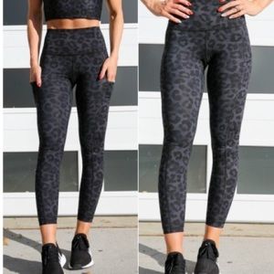 Paleomg Four Athletics leopard pocket leggings